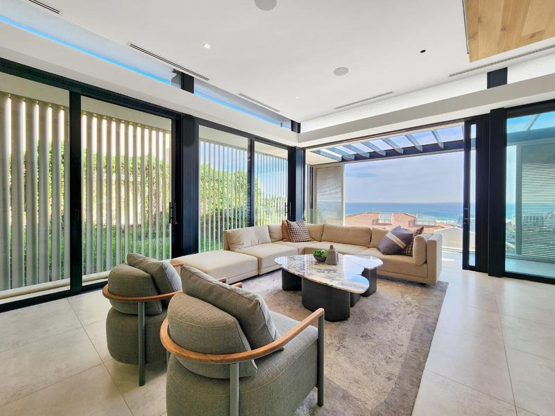 3 Bedroom Property for Sale in Bantry Bay Western Cape